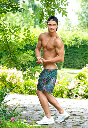 Ronan Levine